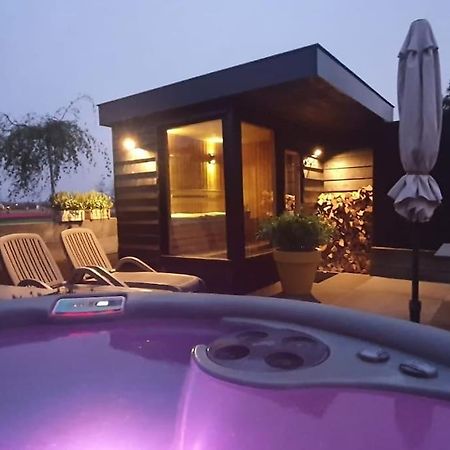 Wellness Lodge Ruigenhoek 13A - Sauna, Jacuzzi ! 齐尔克 外观 照片